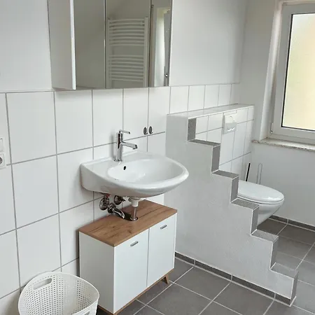 110 Qm Stadtnahe Oase Im Gruenen Апартаменты